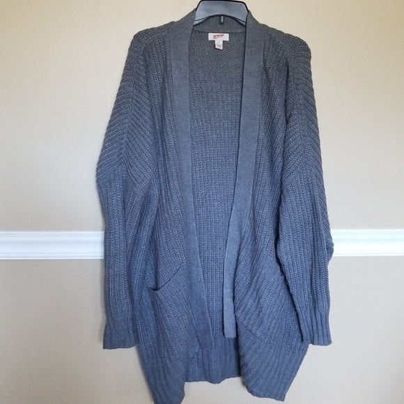 Sweaters - Knit Cardigan